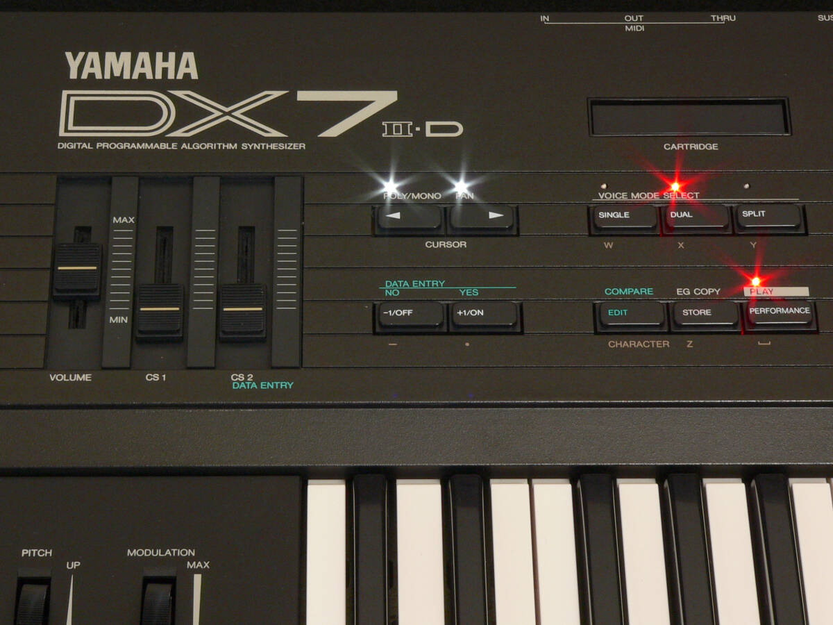 Yahoo!オークション - YAMAHA DX7II-D 61鍵 FM音源シンセサイザー [メ