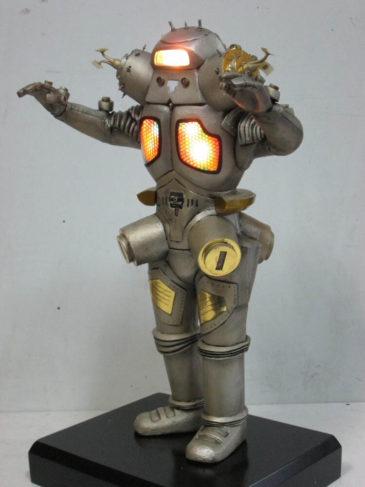 夢工房ハイライトウルトラセブンガレージキット未使用