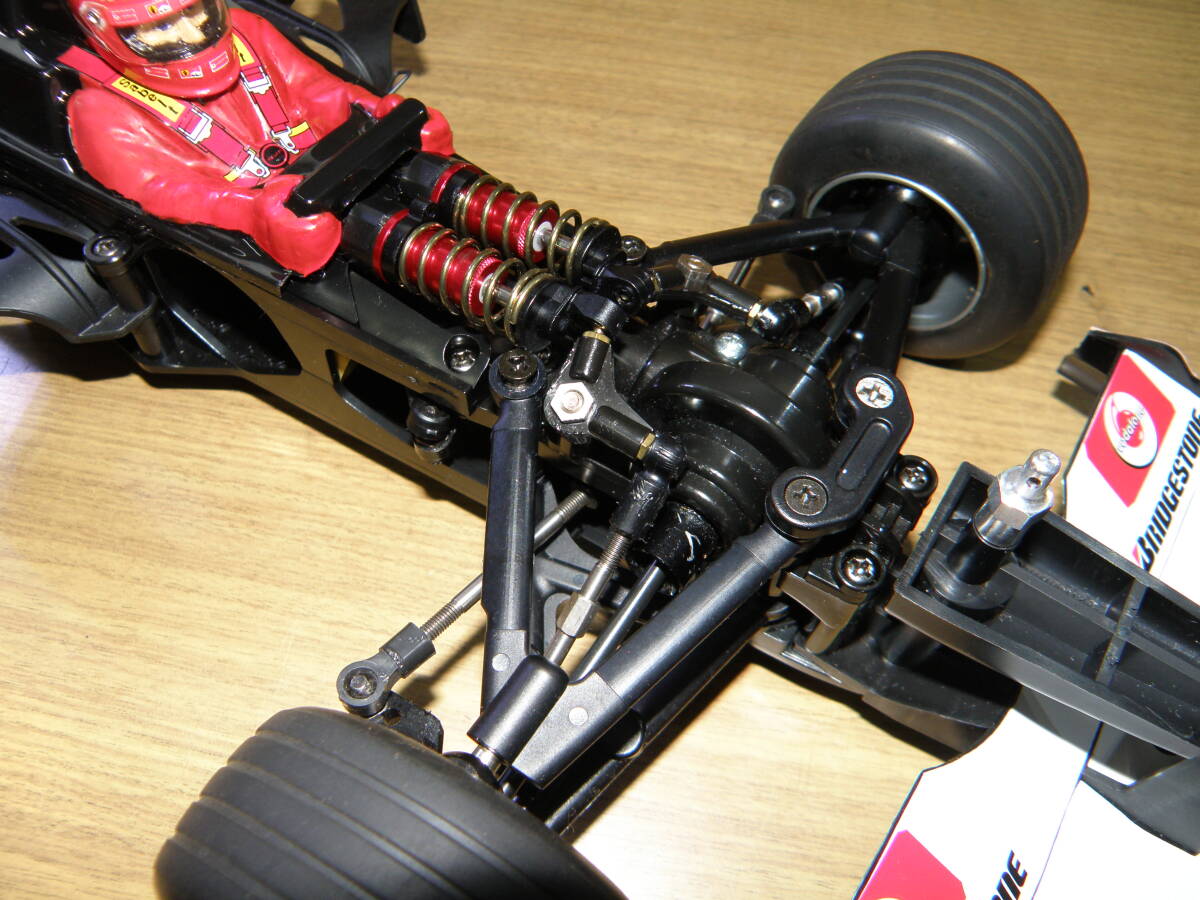 タミヤ F1シャーシ F201 希少ミシュランタイヤ付き Yahoo!オークション