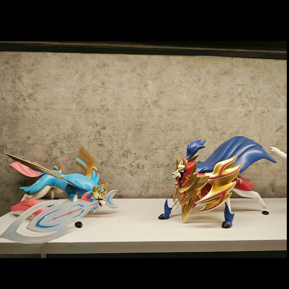 専用 ポケモンスケールワールド 1/20サイズ 剣盾 ザシアン&ザマゼンタ