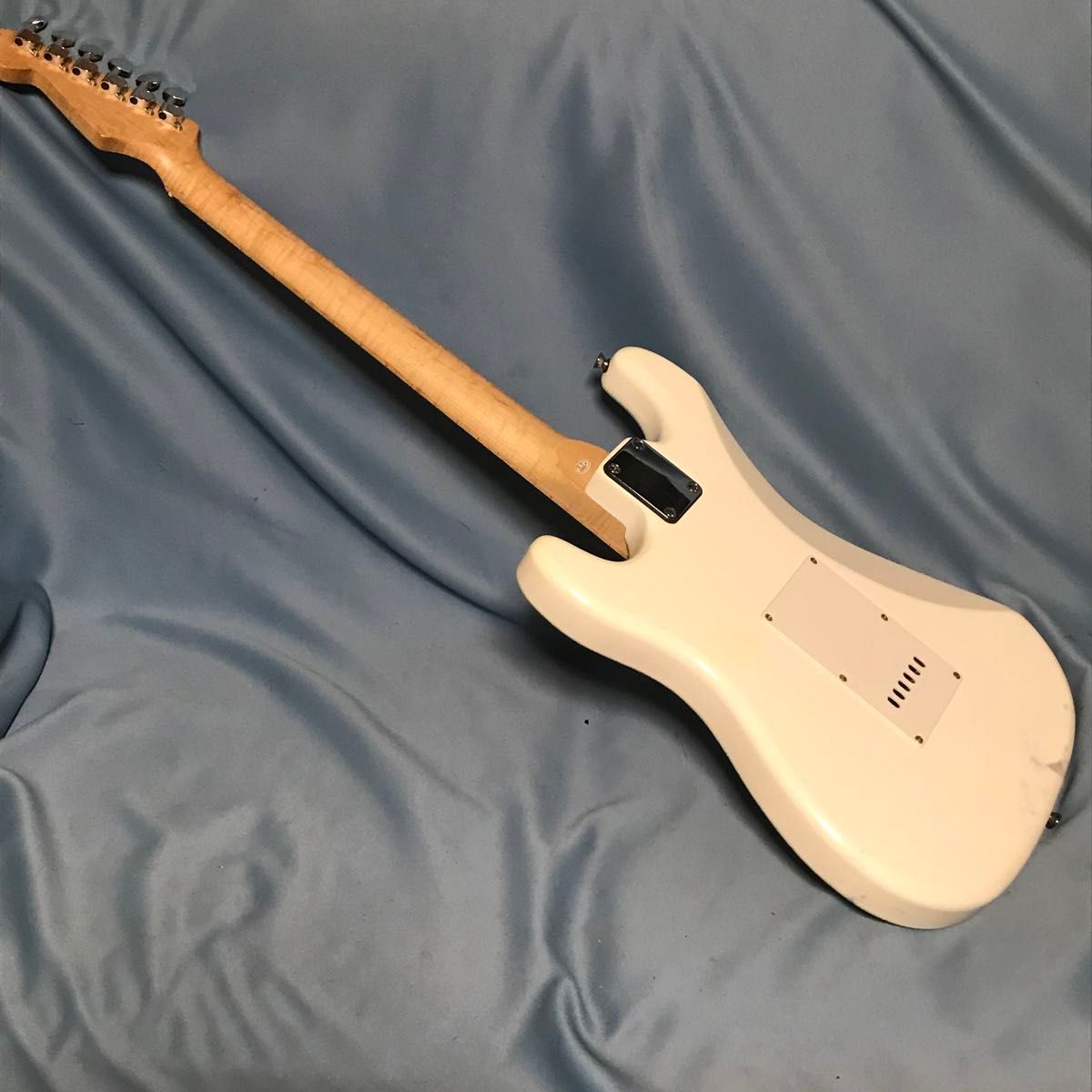 Ikebe Jungle Guitars ストラトキャスター ビンテージホワイト Ikebe