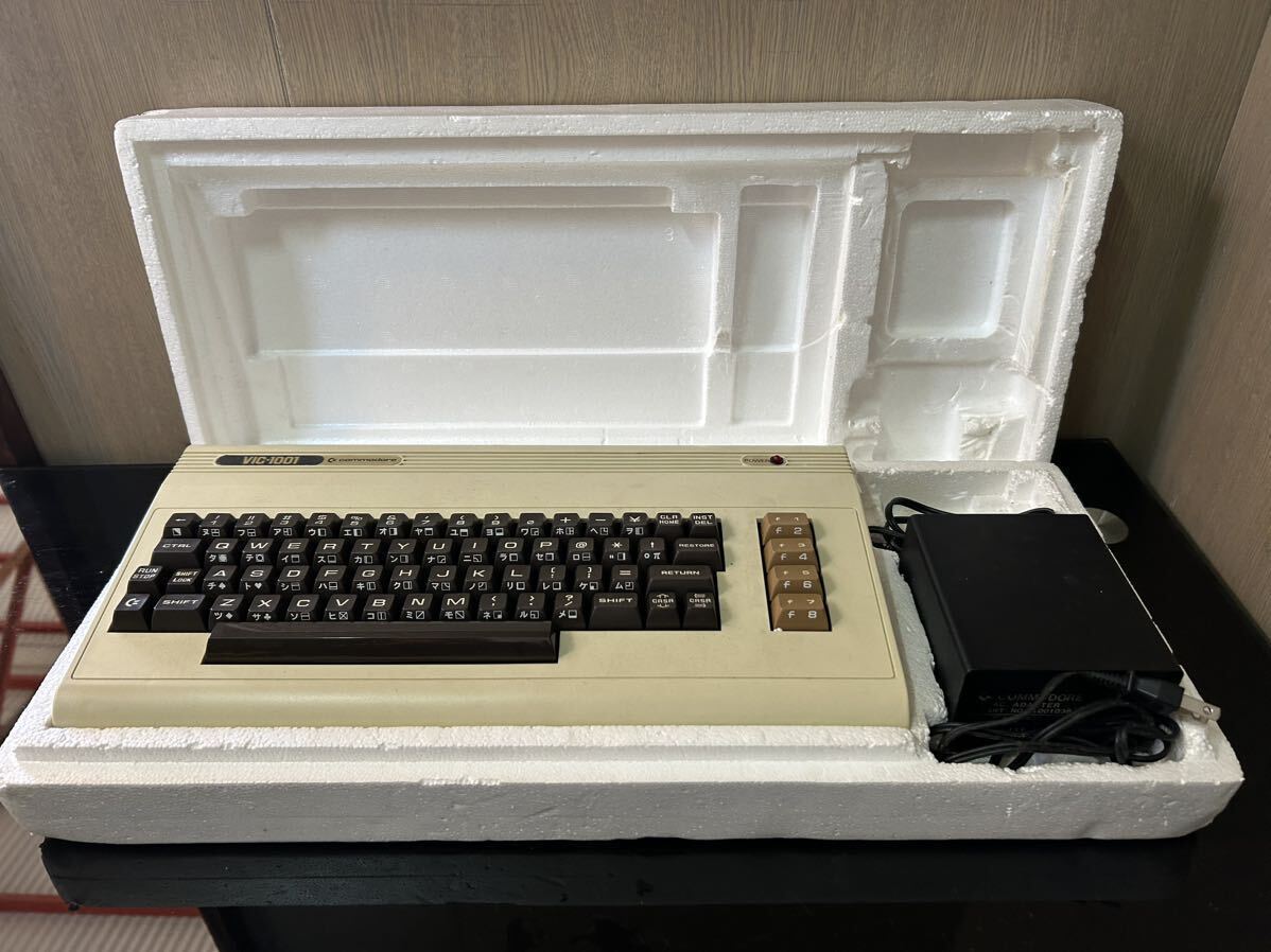 VIC-1001 コモドール レトロバソコン
