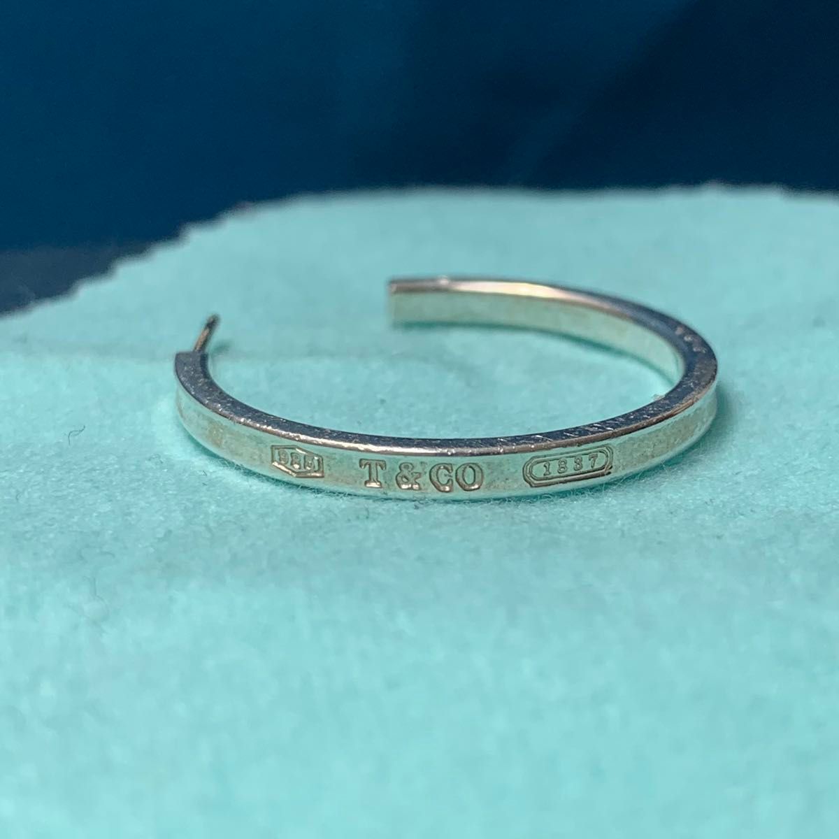 ティファニー 1837 ナロー フープ ピアス シルバー 925