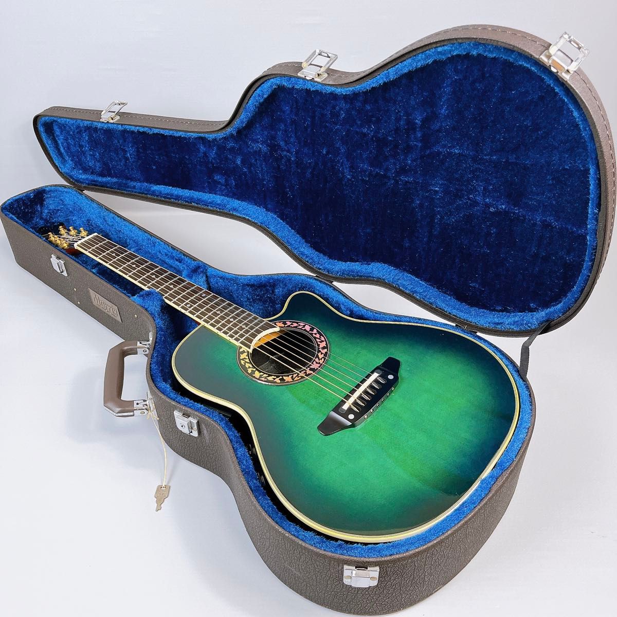 Morris アコースティックギター ハードケース付き MORRIS MHB-2