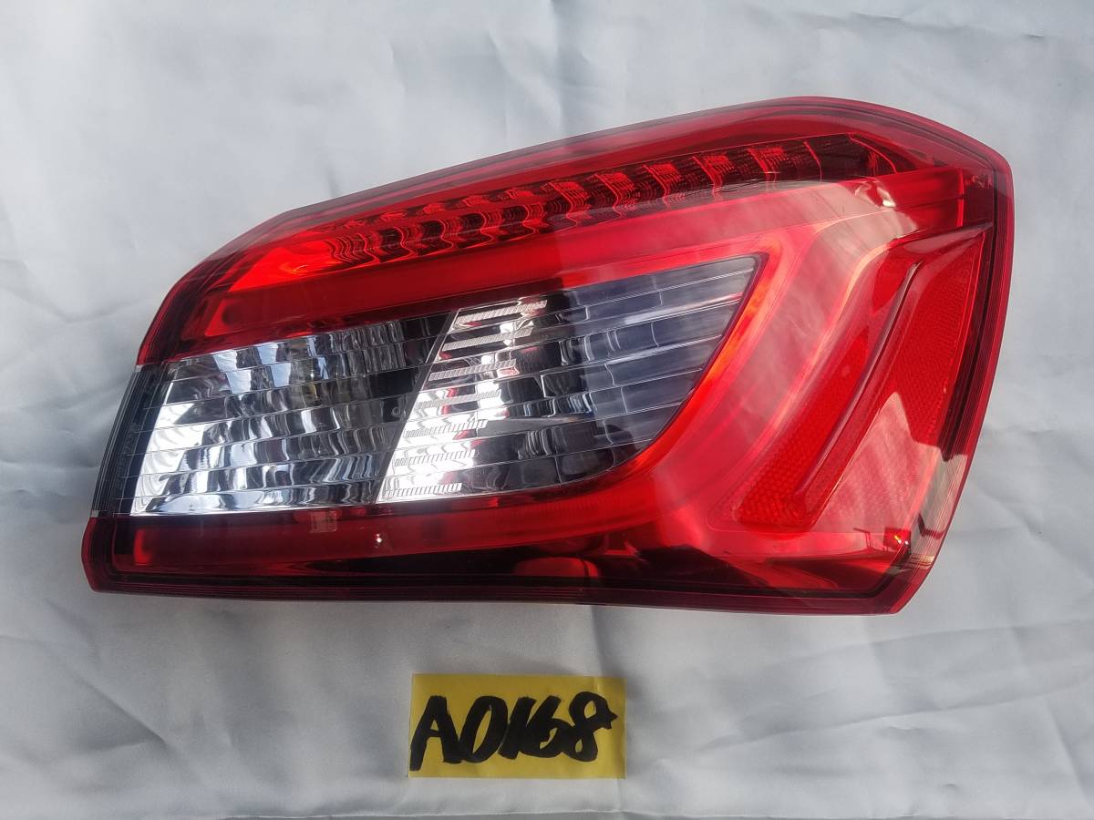 最も安い マセラティギブリ 純正テールランプ マセラティギブリ純正