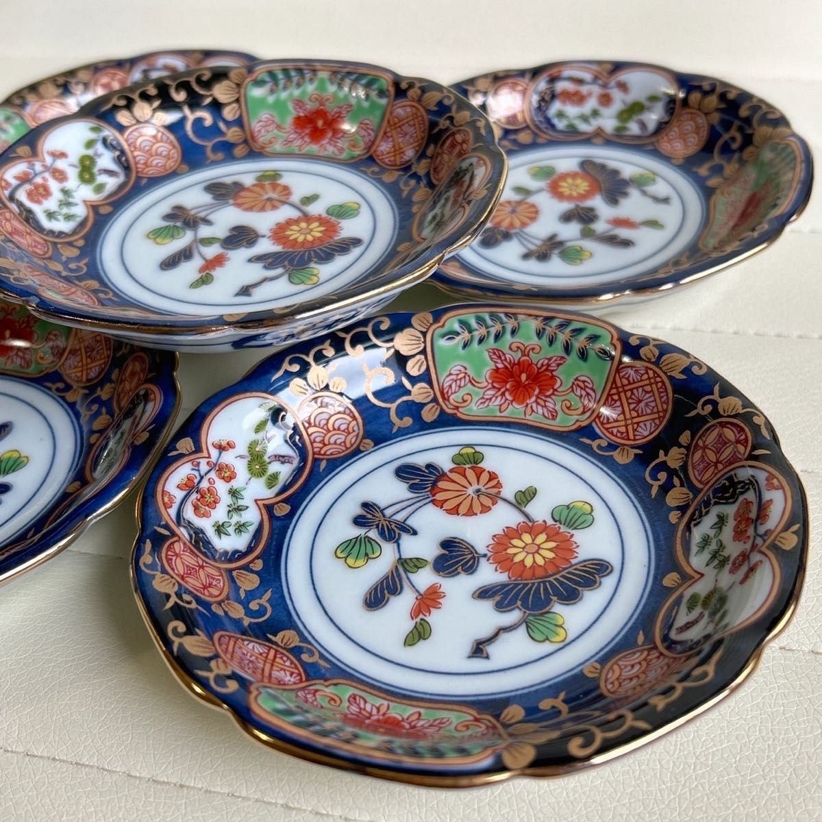 有田焼 清秀 金彩古伊万里様式 小皿揃え 5枚セット 輪花皿 窓絵 染錦