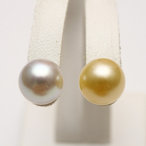 南洋白蝶真珠パールピアス 9mm マルチカラー K18製 南洋白蝶真珠パール