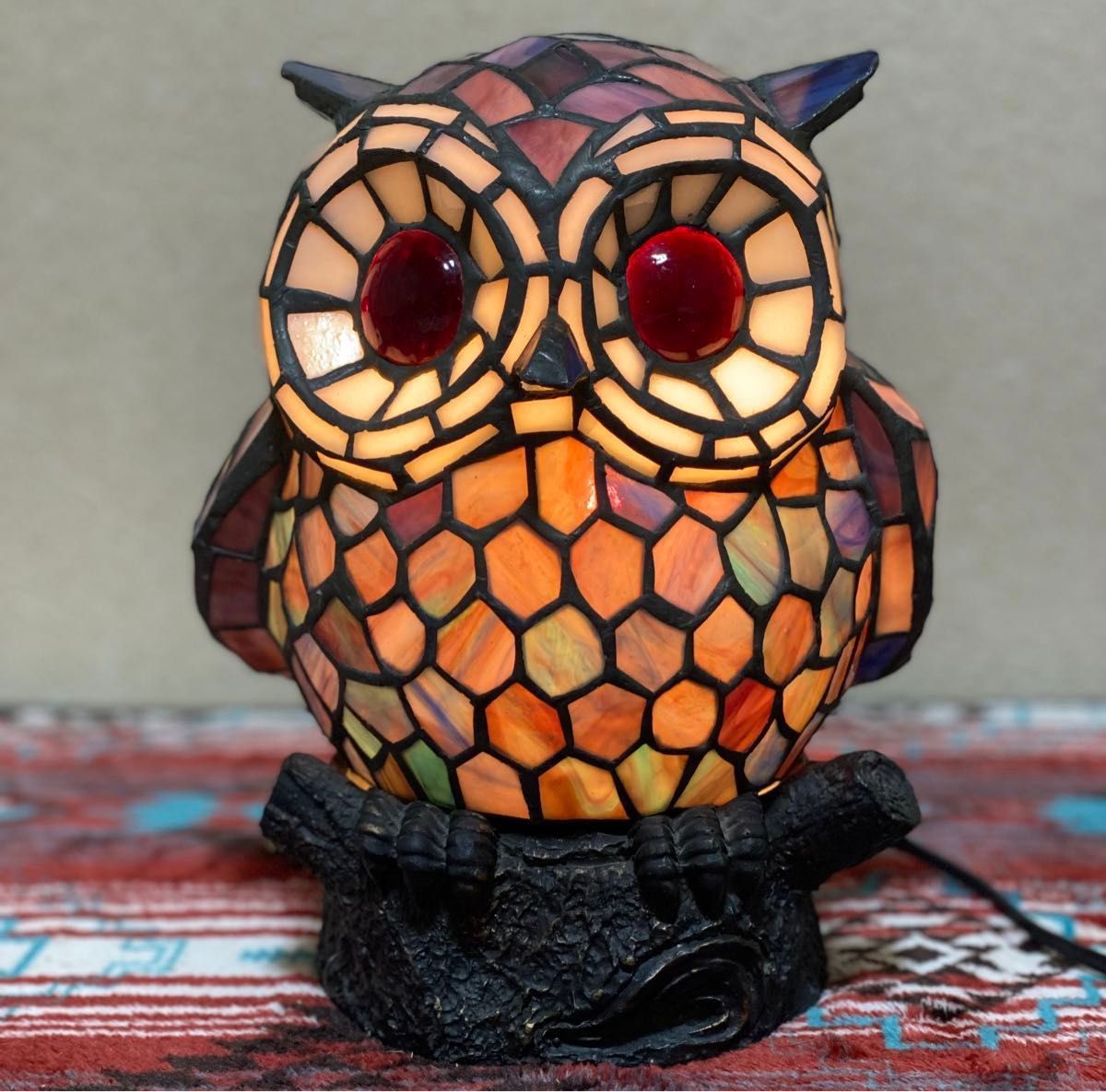フクロウ型ステンドグラスランプ Amazon.co.jp : Yinhamnl レトロ