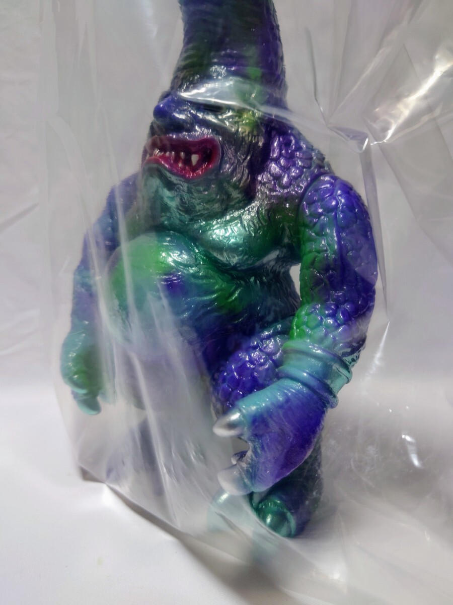 lemaotoy 卍卍怪獣 蓄光素体 ソフビ lemaotoy 卍卍怪獣 蓄光素体