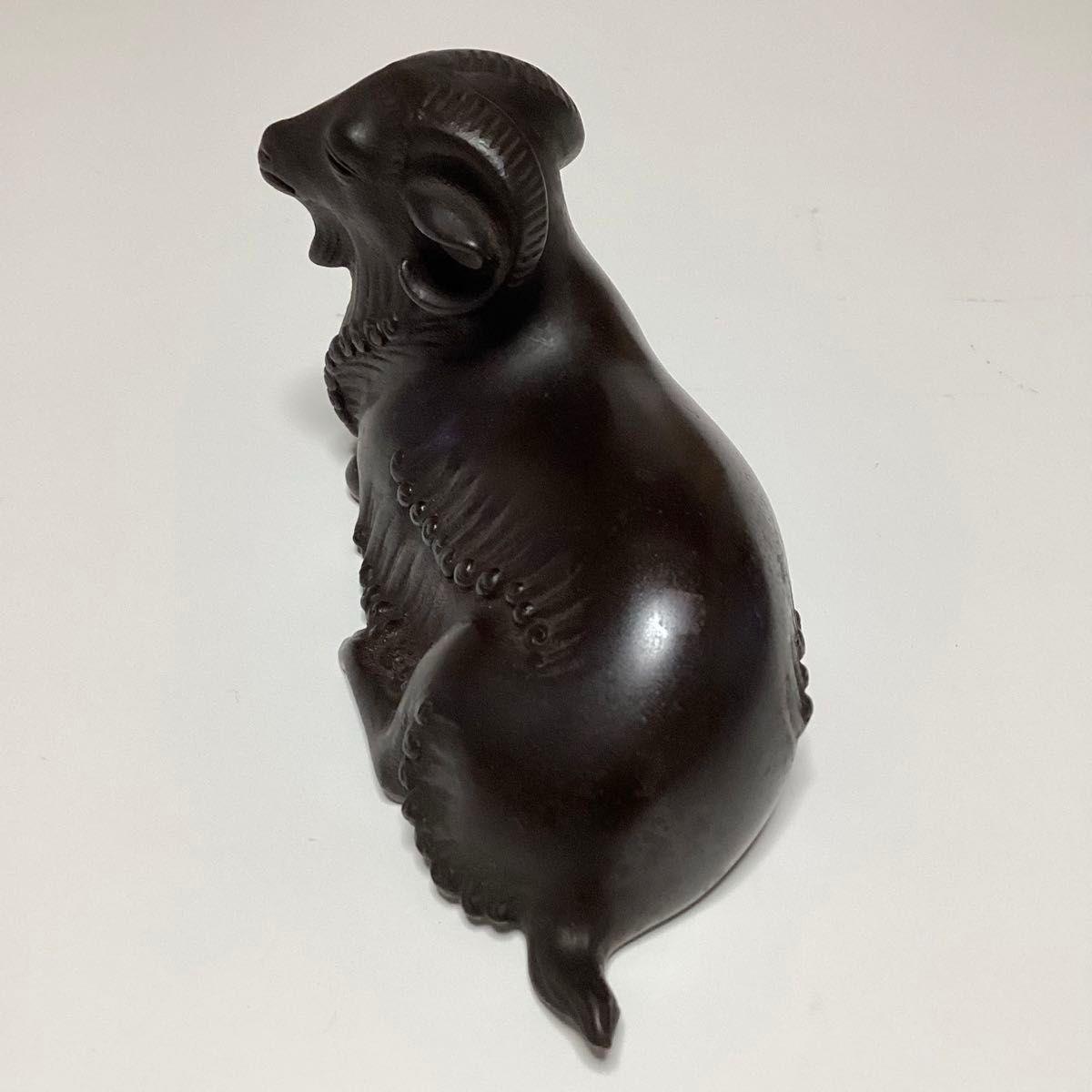 ☆人間国宝 ☆ 彫刻家 ☆ 香取正彦 ☆ 鋳銅 「羊」 置物 共箱 978g