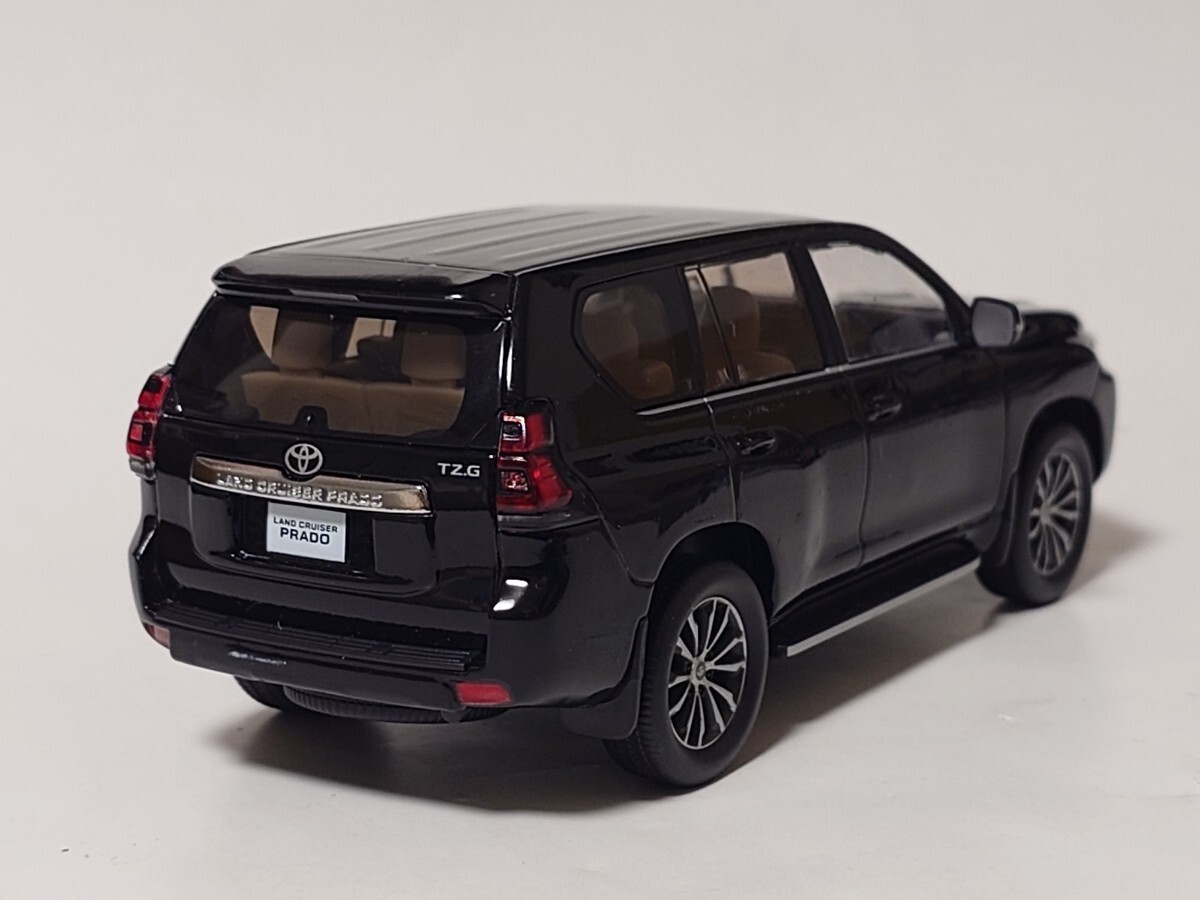 新品未使用 トヨタ カラーサンプル ランドクルーザー70 ブラック 黒