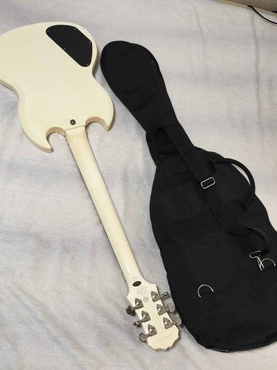Epiphone SG アイボリー ギターケース付き Epiphone SG アイボリー