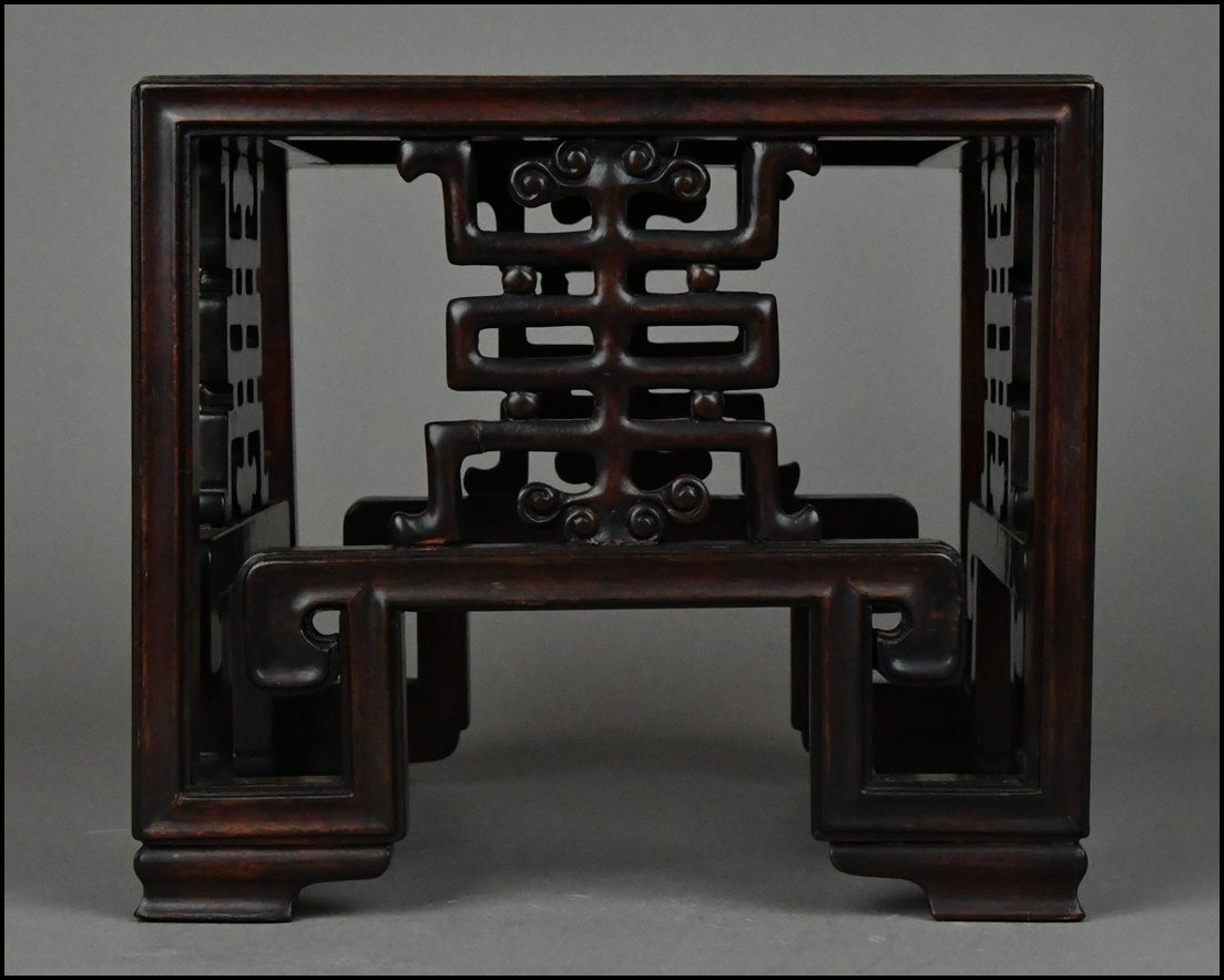 中国美術 唐木造 紫檀 花梨 古代文字透彫 正方形 四方花台 飾台 盆栽