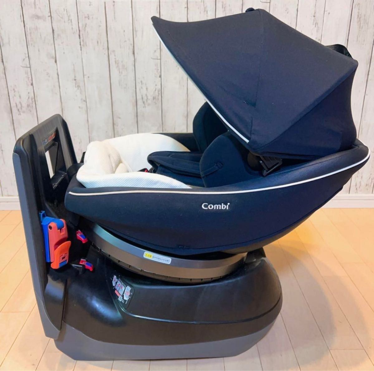 綺麗 コンビ チャイルドシート クルムーヴスマートエッグショック