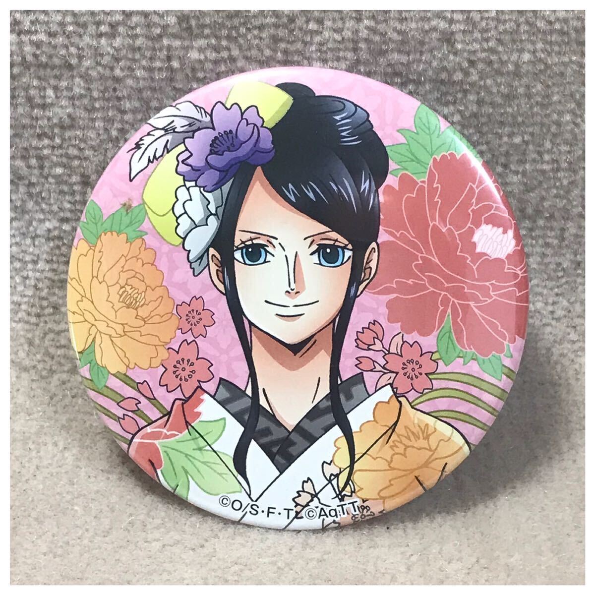 ワンピース グッズ 缶バッジ ロビン アクスタ アクリルスタンド