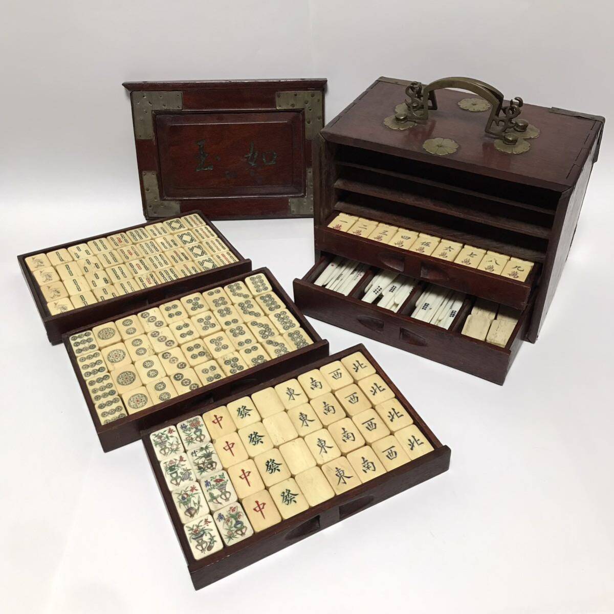 Yahoo!オークション - 当時物 麻雀牌 唐木箱付き / 背竹牌 骨牌 中国