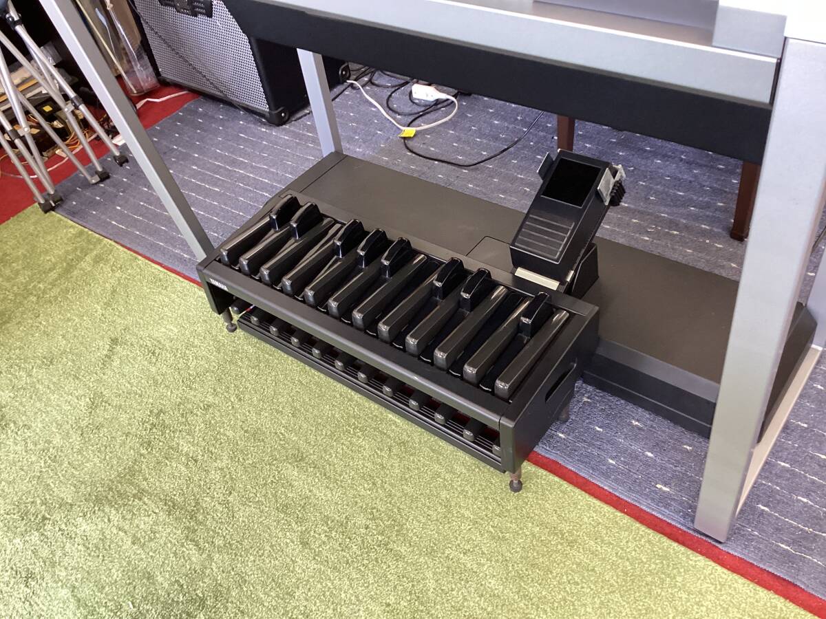 ヤマハ ヤマハエレクトーン補助ペダル鍵盤、補助ペダル必ず必要