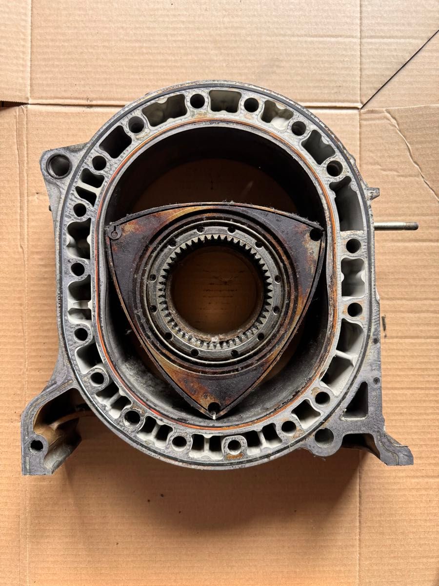 マツダ ☆ロータリーエンジン/B13/ハウジング/ローター/マツダ☆ 13B