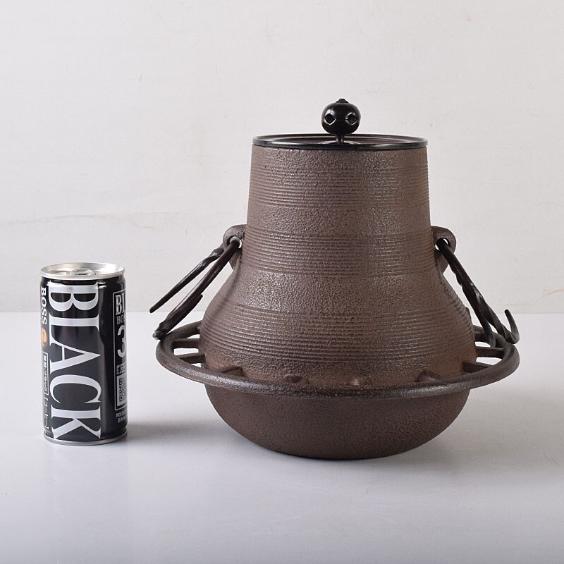 茶道具 釜師 菊池政光作 鶴首車軸釜 鉄釜 共箱 VPYD