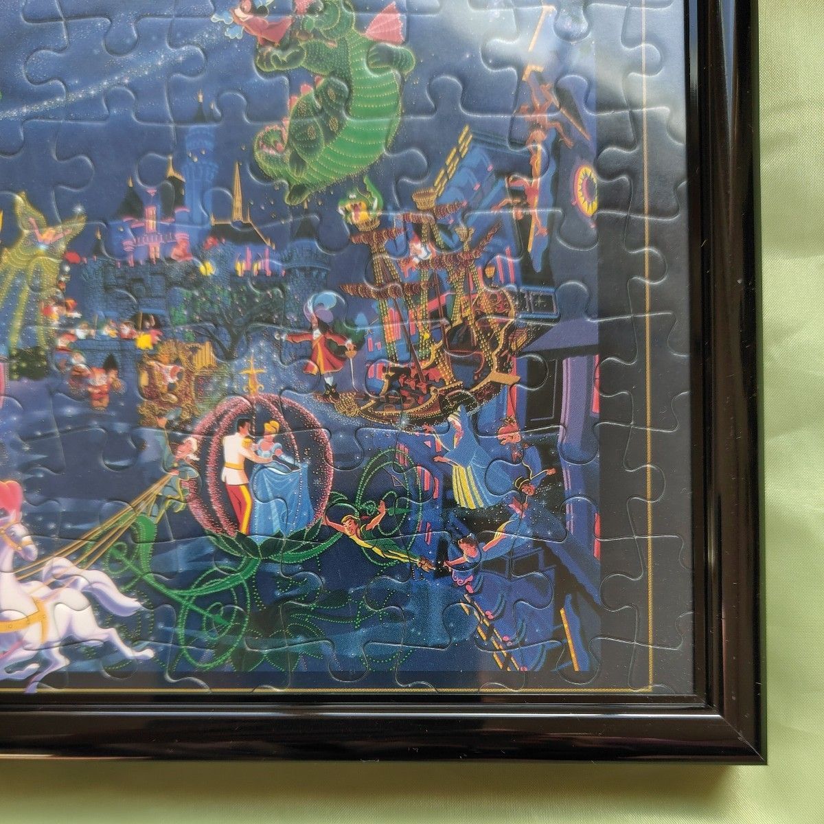 ジグソーパズル ディズニー「エレクトリカルパレード」108ピース完成品