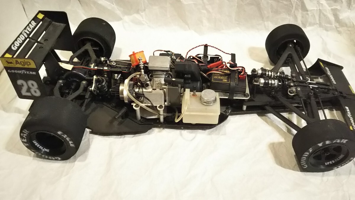 当時物》［京商1/8 フェラーリ643］ GP-10 エンジンラジコンRC F1