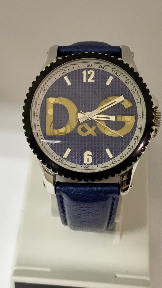 珍品！酸化鉄の被膜により黄色い巨大フェンスタークォーツ