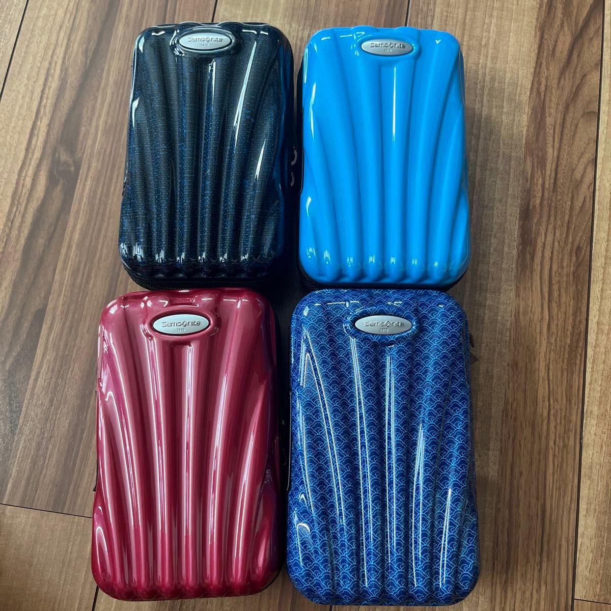 ANAファーストクラスアメニティ※サムソナイトケース型ポーチ&ザ