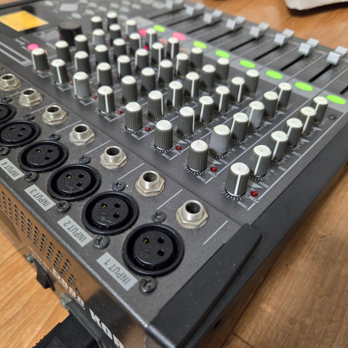 KORG D888 8トラックMTR(マルチトラックレコーダー)□コルグ デジタル