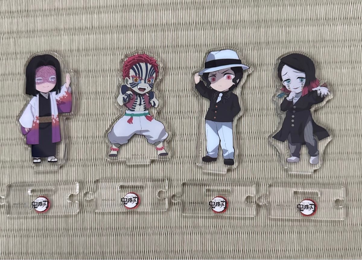 鬼滅の刃 繋がるアクリルスタンド 冨岡義勇 錆兎 真菰 鱗滝左近次