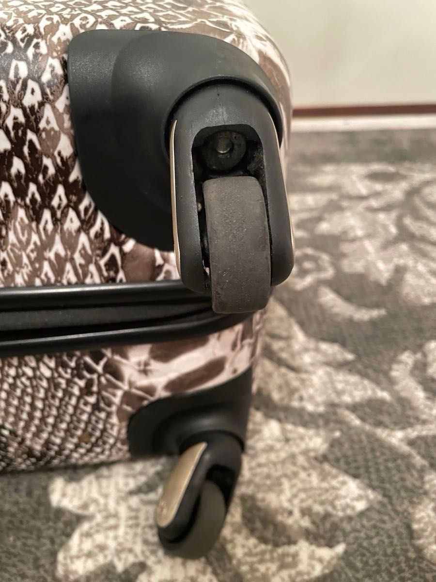 Samsonite BLACK LABEL キャリーケースパイソン柄