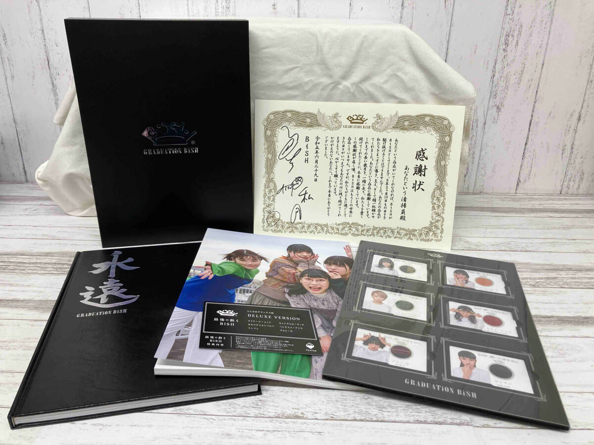 GRADUATiON BiSH(6人全員)，BiSHCOSTUME BOOK GRADUATiON BiSH(6人全員