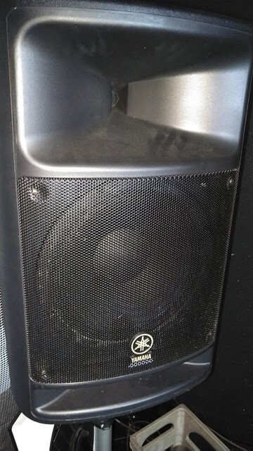 値下げ)Yamaha スピーカー 2台セット 中型 ブラック MSR400 値下げ