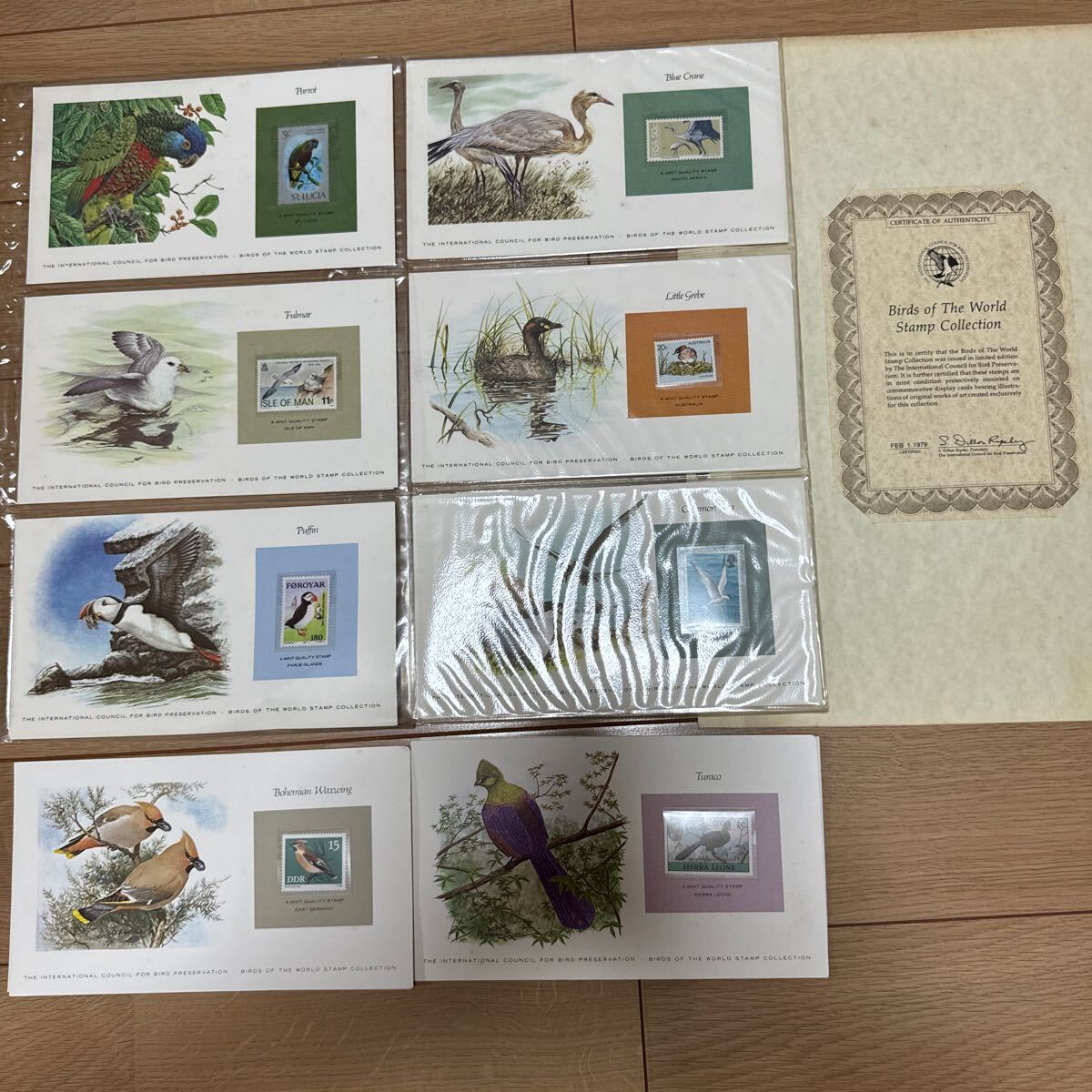 世界の鳥の切手コレクション 未使用切手 日本語解説書有り ゆうパック