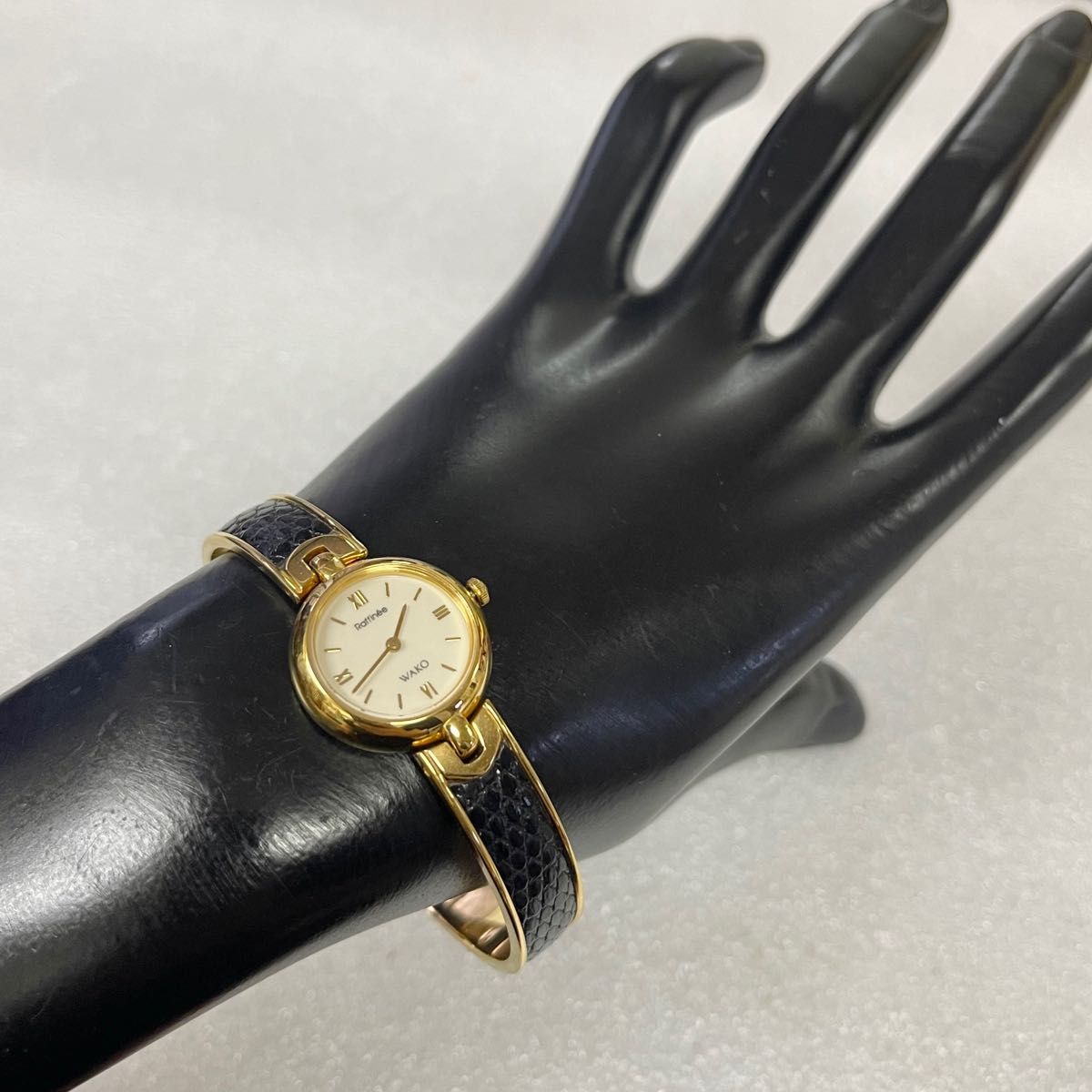 訳あり WAKO 和光 Raffinee ラフィネ 3連バングルウォッチ 腕時計 訳