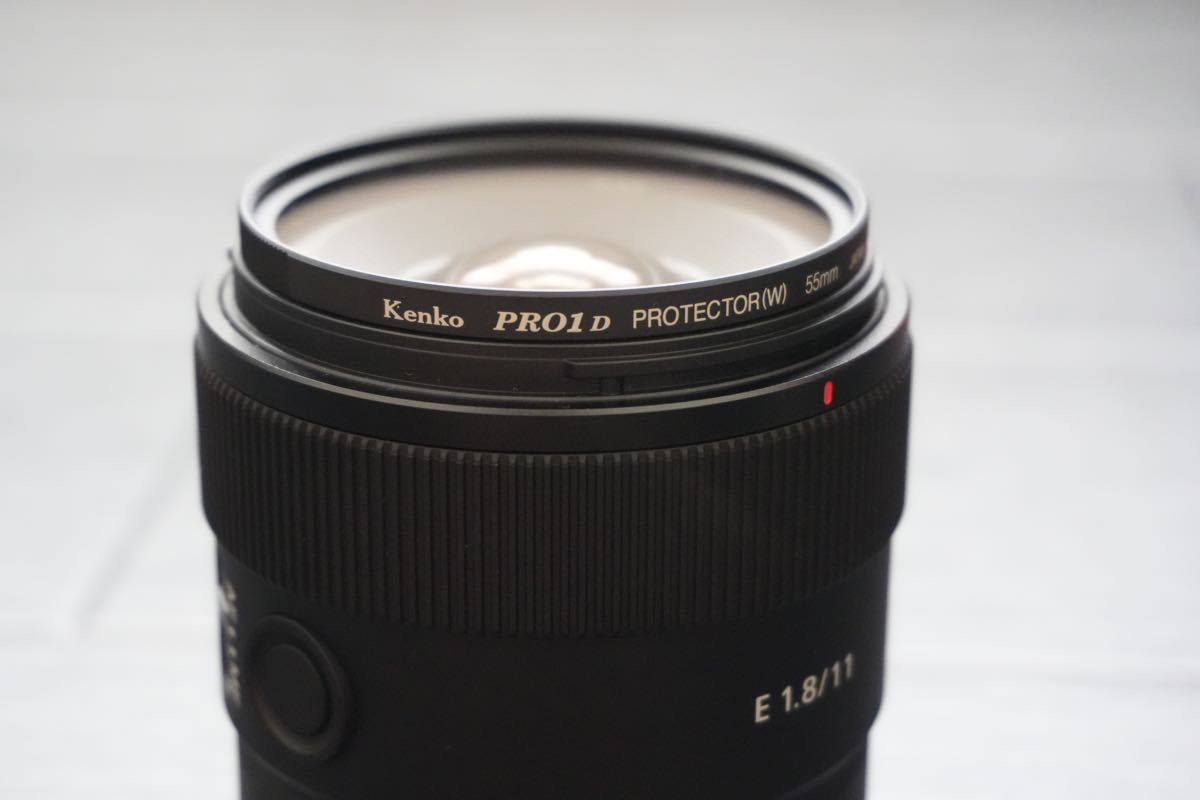 SONY SEL11F18 保護フィルター付き Sony SEL11F18 レンズプロテクター付き