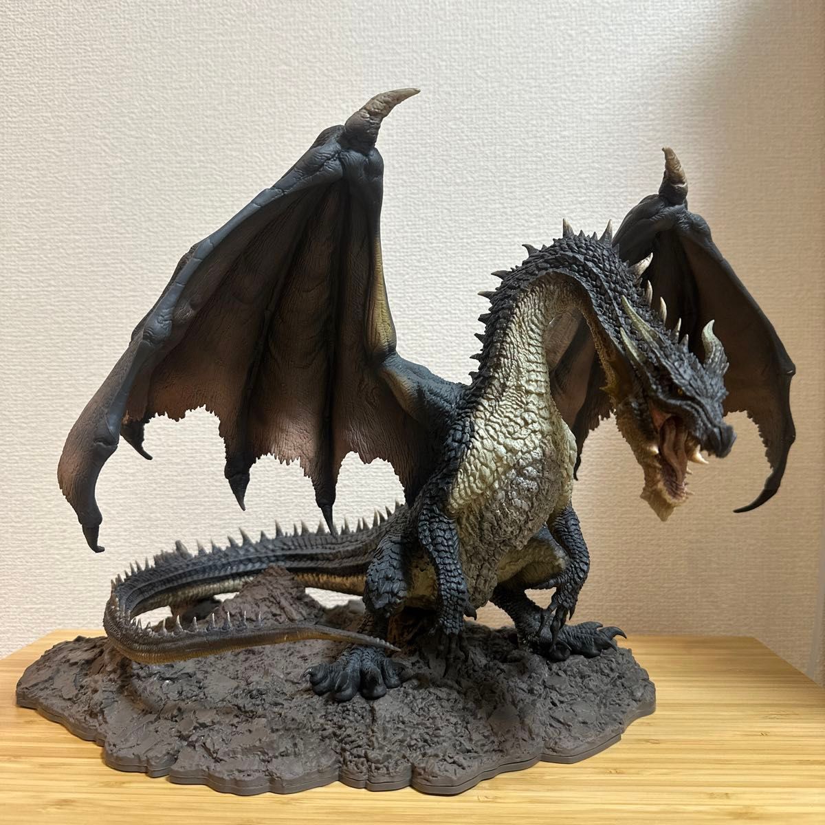 黒龍ミラボレアス 【箱あり】 カプコンクリエイターズモデル