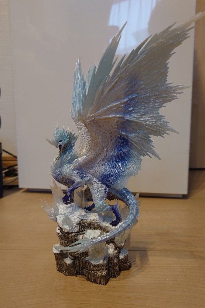 イヴェルカーナ フィギュア 【ソフトなし】モンスターハンターアイス