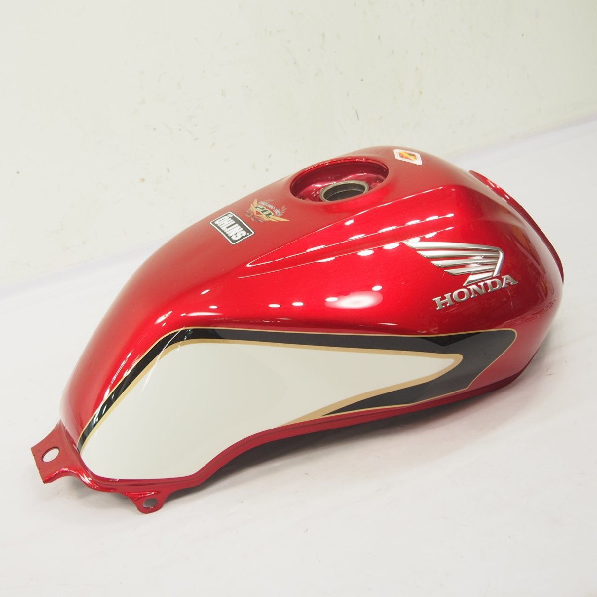 CB400SF(NC42) ガソリンタンク 人気SALE，豊富な