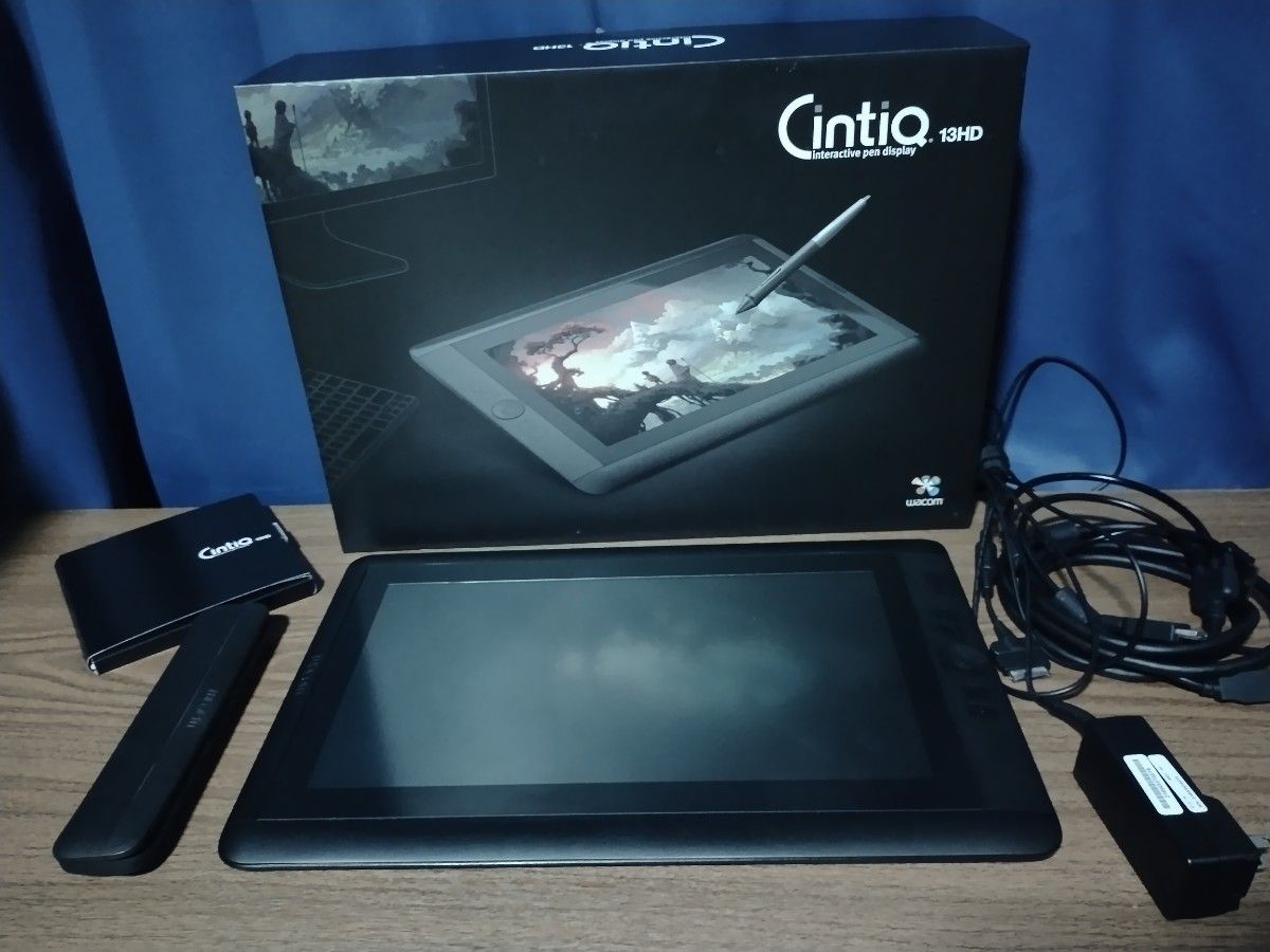Wacom Cintiq 13HD DTK-1301/K0 本体のみ（ペン無し） Wacom/Cintiq