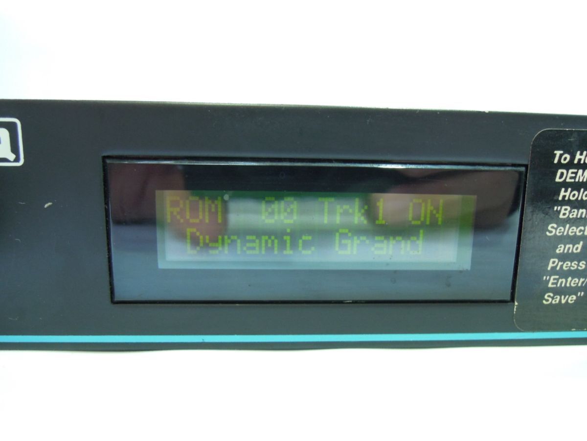 ENSONIQ SQ-R PLUS 32 Voice シンセサイザーモジュール シンセ音源 SQ