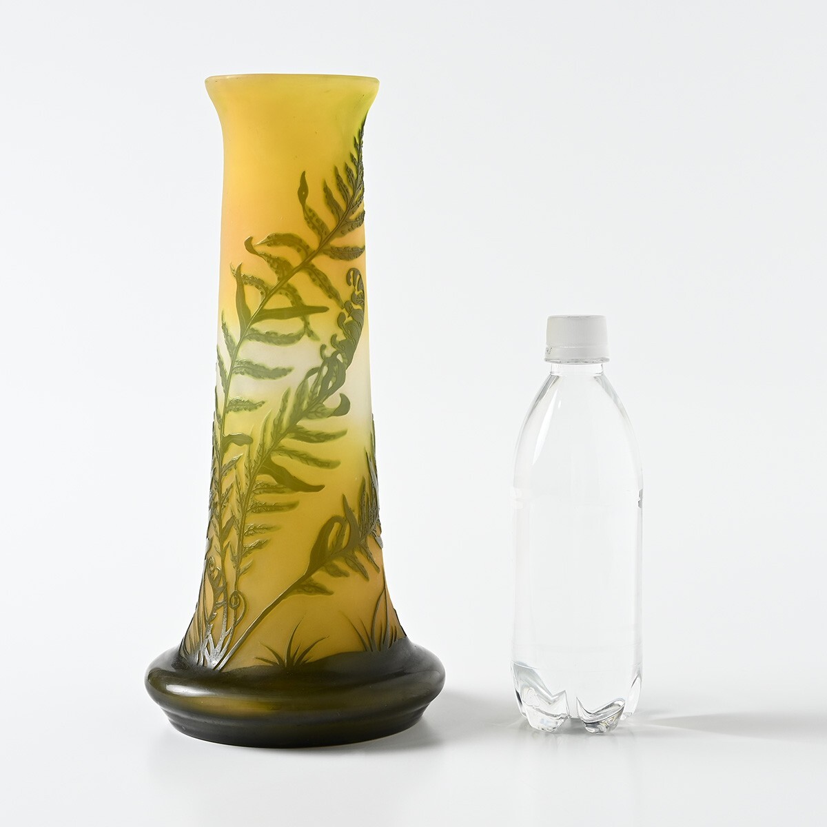 H*o様 お買い得 EmileGalleエミールガレ 花瓶 カメオ彫 フワラーベ H*o