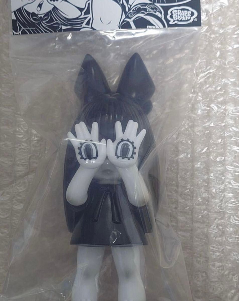 GRAPE BRAIN 手の目少女 にぎるちゃん ソフビ スニーカーダンク