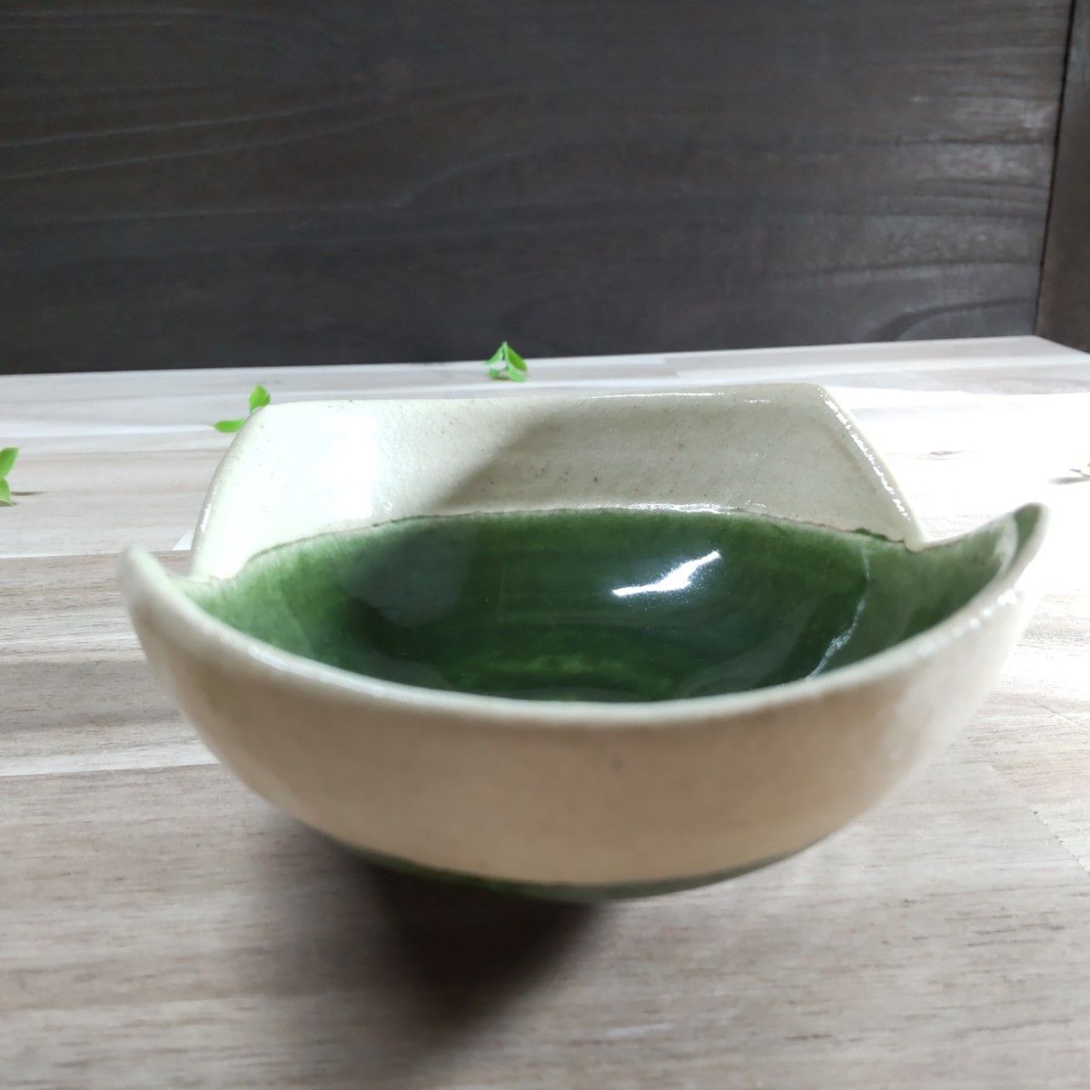 織部・瀬戸美濃焼[玉山窯］織部えび楕円盛鉢