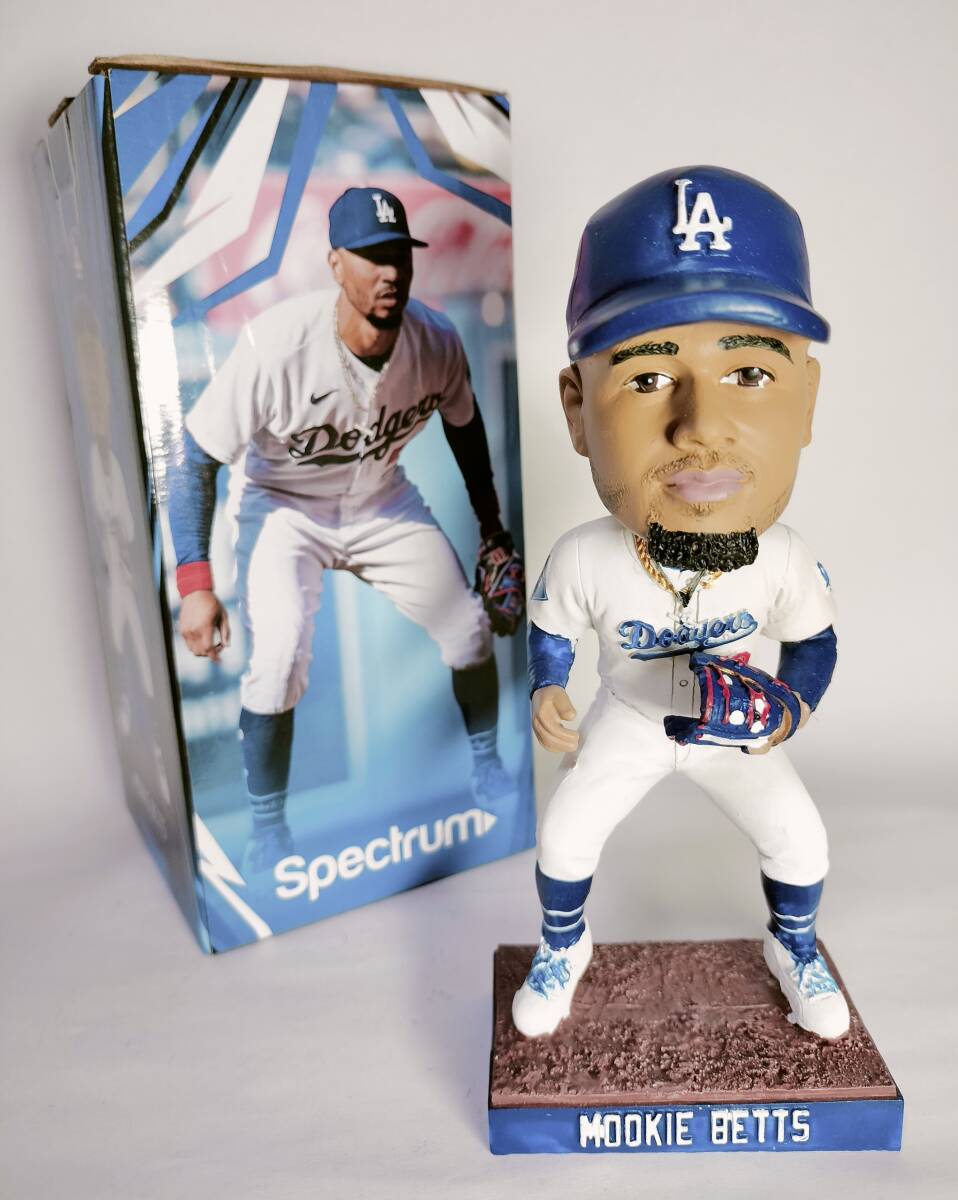 ドジャース ムーキー・ベッツ選手 ボブルヘッド 5/13来場者配布品