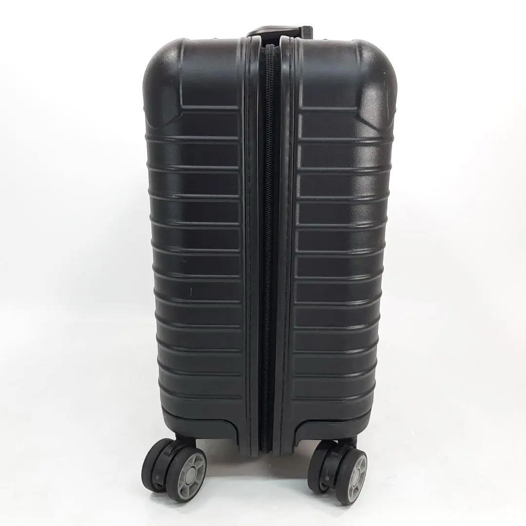 リモワサルサビジネストローリー27L 4輪マットブラックTSAロック