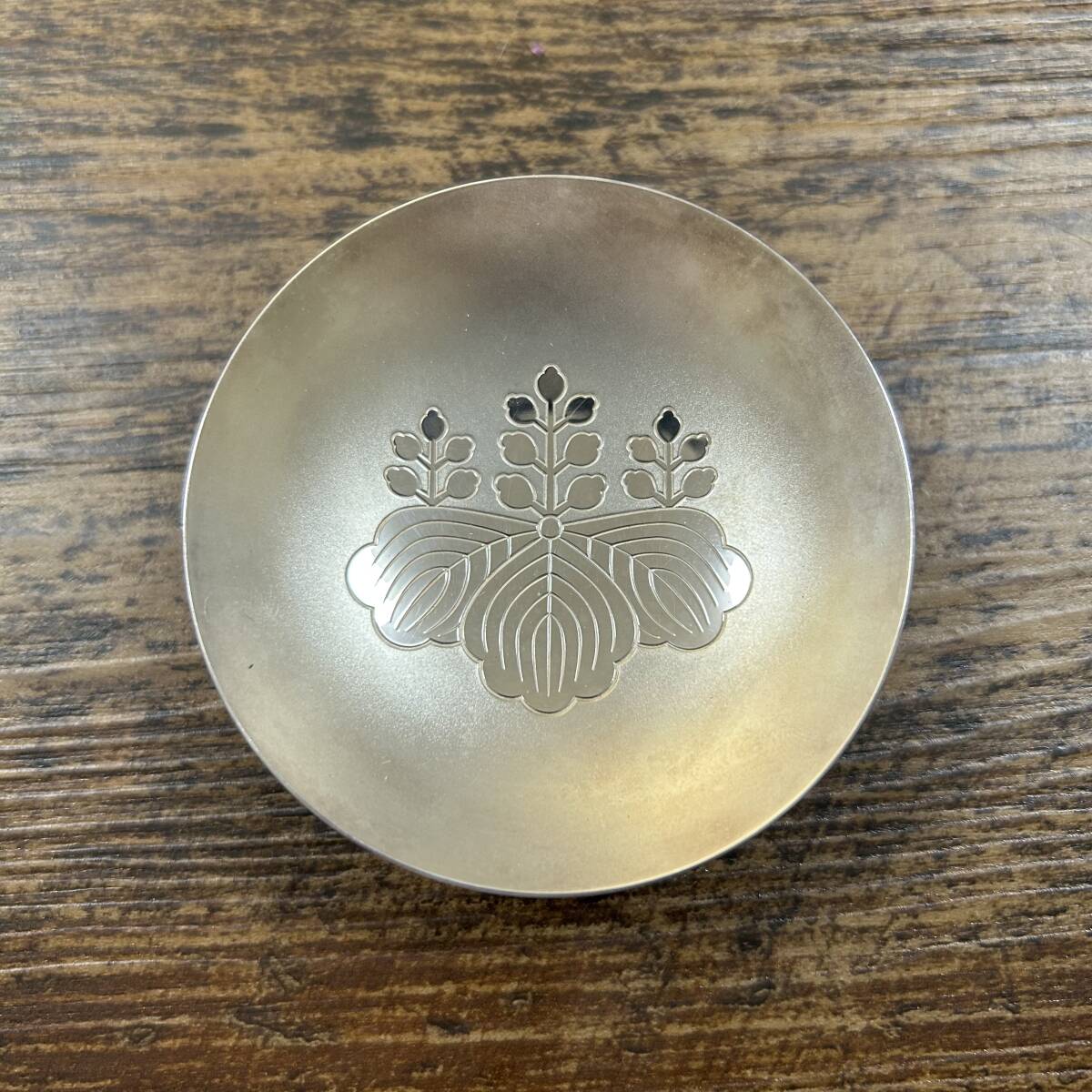 純銀 銀杯 重量約56.0g 記念銀杯 造幣局銀杯96g 、68g。2個セット。 盃