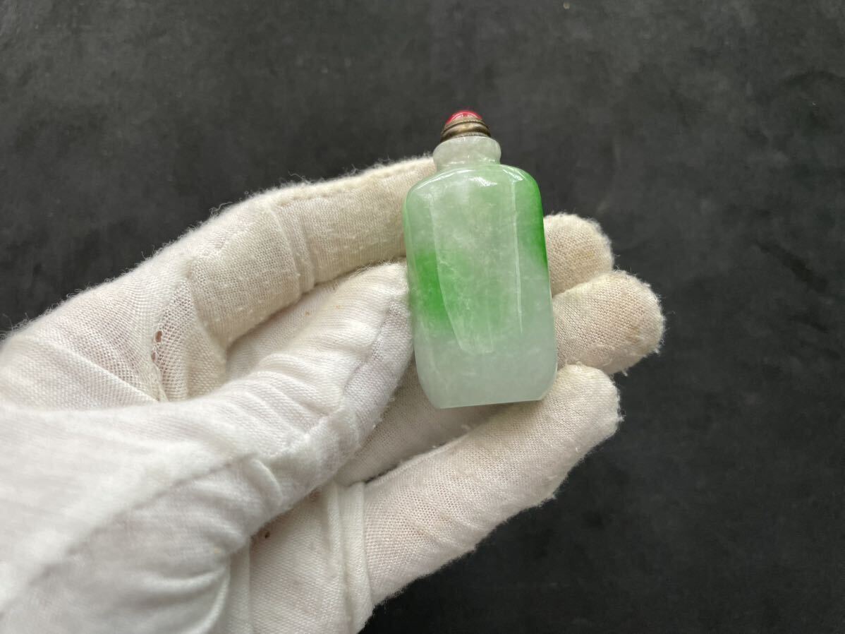 Yahoo!オークション - 清 翡翠 ヒスイ 古玩 鼻煙壺 古玉 小瓶 時代物