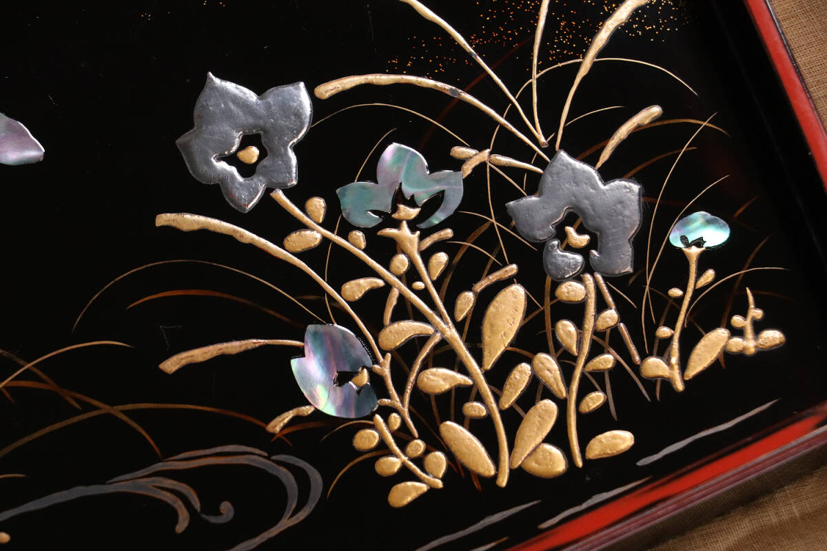 漆芸 光琳蒔絵 草花 黒塗 折敷 二客 四方膳 36.3cm 螺鈿細工