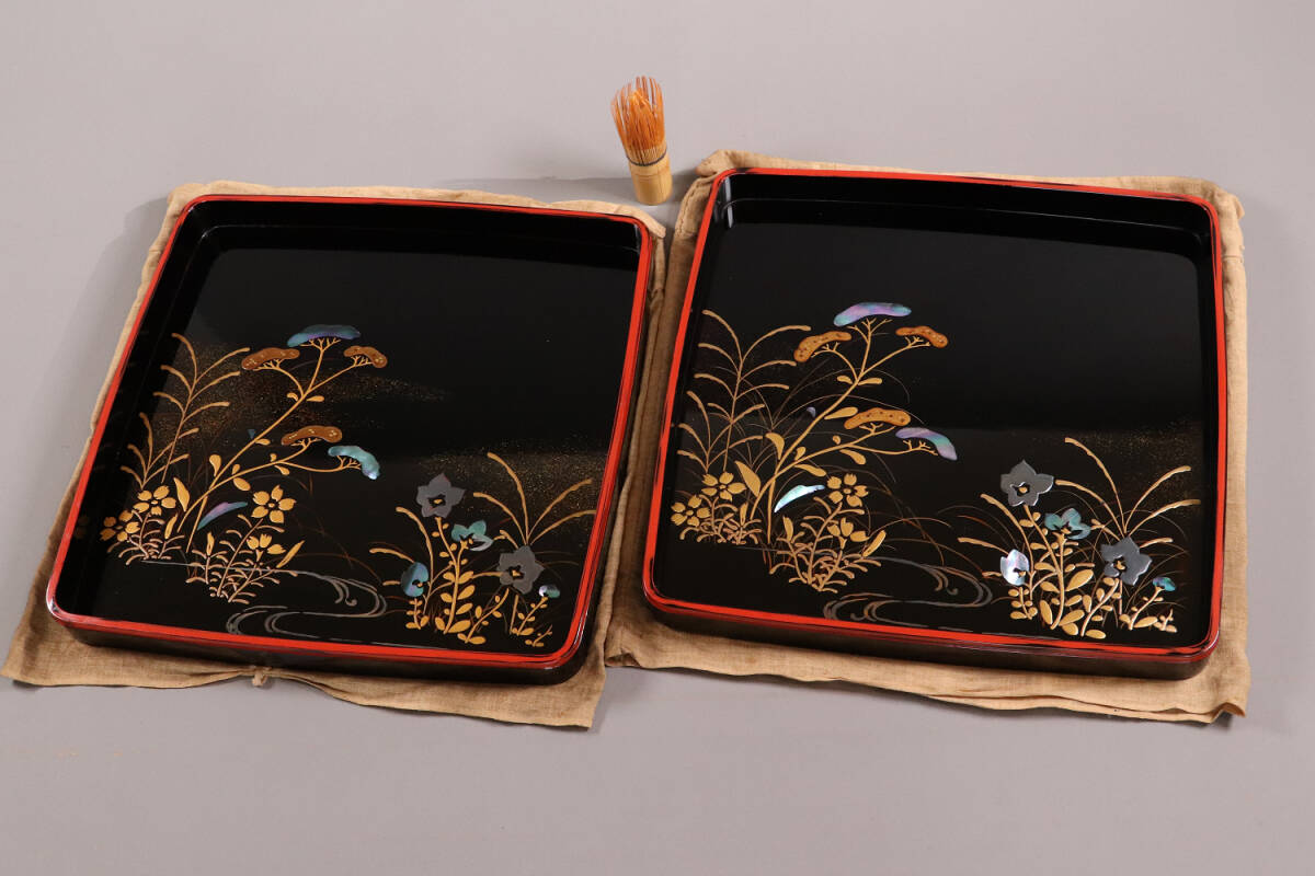 漆芸 光琳蒔絵 草花 黒塗 折敷 二客 四方膳 36.3cm 螺鈿細工