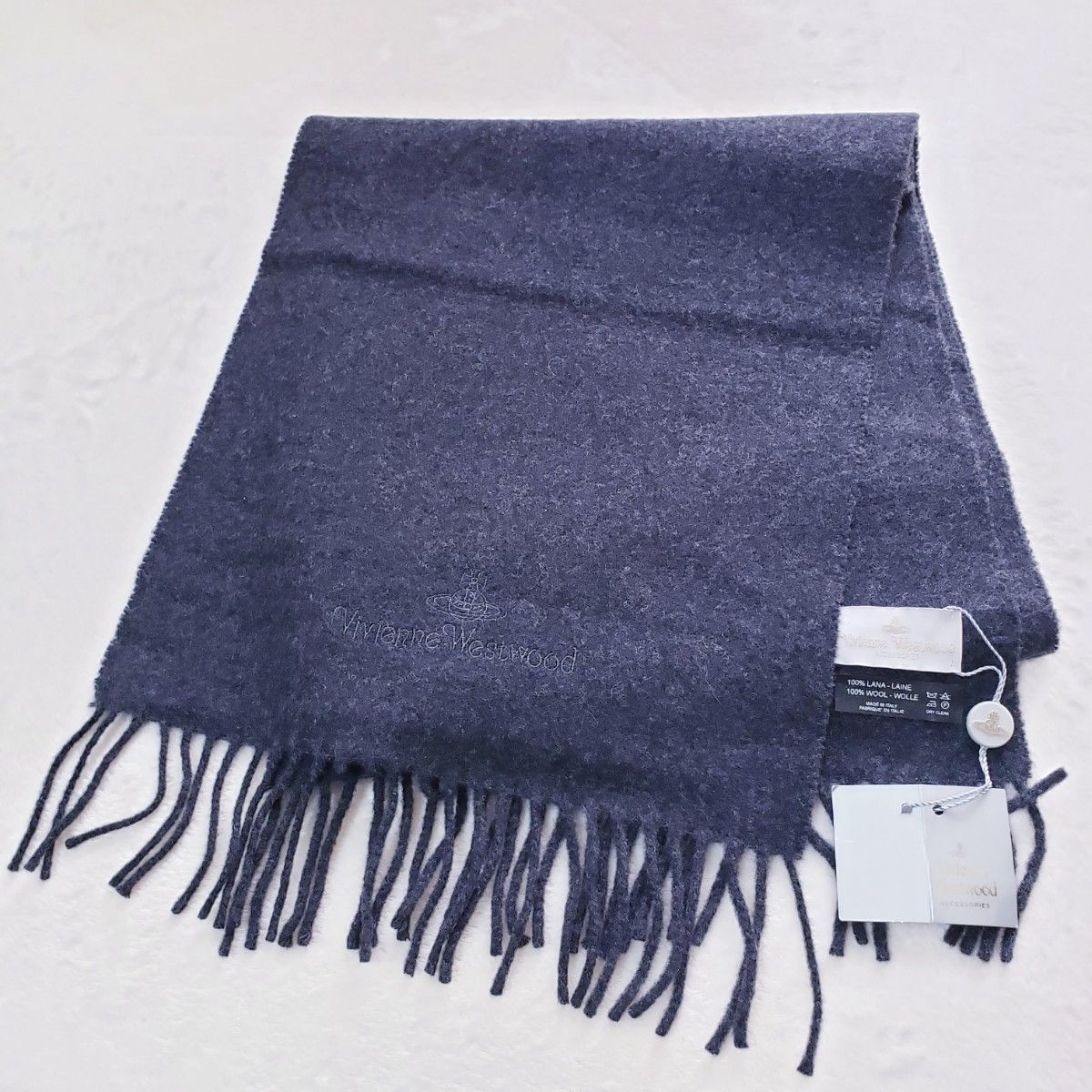 新品タグ付きVivienne Westwood マフラー ストール ロゴ オーブ